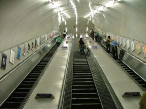 800px-London_Underground_Escalator